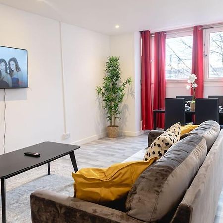 2 Bed With Free Parking Apartment London Luaran gambar