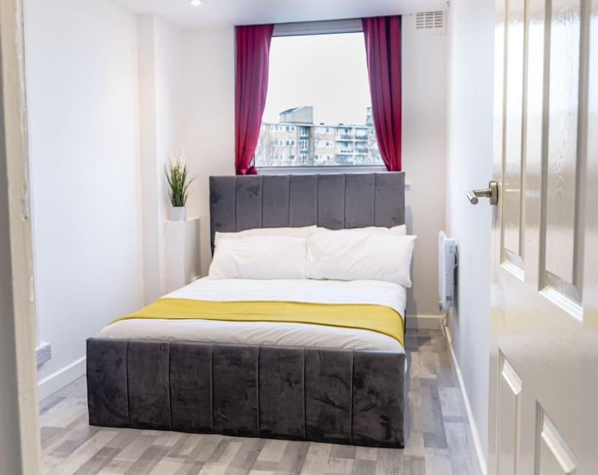 2 Bed With Free Parking Apartment London Luaran gambar